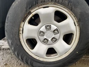 Wheel 17x7-1/2 Steel 5 Spoke Silver Fits 09-15 PILOT 199413 - Picture 1 of 12