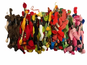 Embroidery Floss Lot 125 Skeins Iris Mexico & DMC France + 47 Carded Threads - Picture 1 of 3