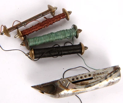 Simanco Vintage BOOT SHUTTLE SPULE für SINGER 12K NÄHMASCHINE + 5 Spulen - Bild 1 von 4