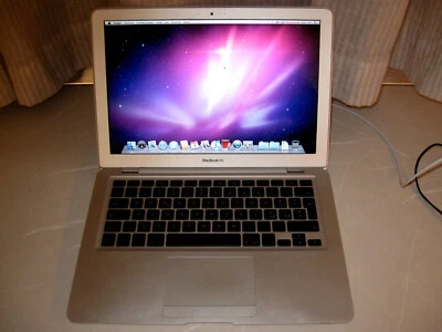 apple macbook air 1.1 a1237 intel core 2 duo tastiera illuminata bluetooth 80gb - Immagine 1 di 4