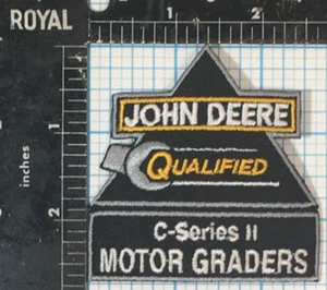VINTAGE JOHN DEERE QUALIFIED TECH C-SERIES II MOTOR GRADERS 2.75" IRON ON PATCH - Picture 1 of 2