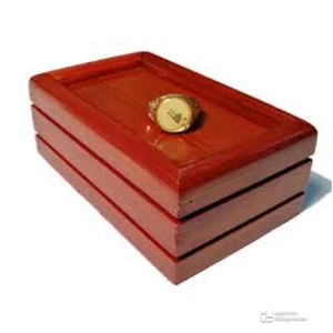 Magic Rassel Ring Box - Große Deluxe Holzoptik Sammlerstück Zaubertrick - Bild 1 von 2