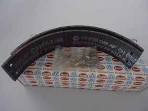 VW Käfer halber Satz Trommelbremsbeläge zum Aufnieten 40 mm breit mit Nieten - Bild 1 von 1