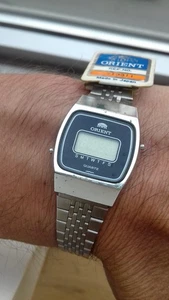 Orient DAY DATE 713311 DIGITAL VINTAGE NOS WATCH UHR 80's FOND UHR MONTRE RELOJ - Foto 1 di 12