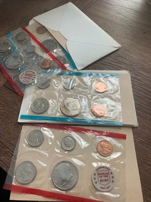 two 1971 us mint issued proof sets with ten coins each, kennedy half to cent - Image 1 of 4