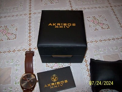 Reloj para hombre Akribos XXIV esfera negra cuero marrón AK726BR Foto 1 de 4