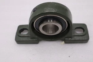 LOT OF 3 - NEW P207 Green UC207 PILLOW BLOCK Bearing STOCK H1314 - Picture 1 of 4