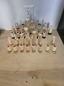 ANTIKES MEXIKANISCHES SCHACH Teile unvollständiges Set für Teile oder Ersatz ohne Karton - Bild 1 von 12