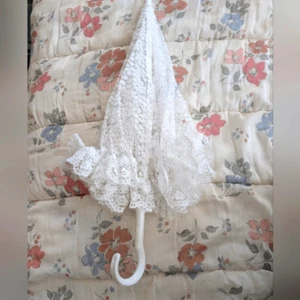 Vintage White Lace Floral Parasol - Picture 1 of 8