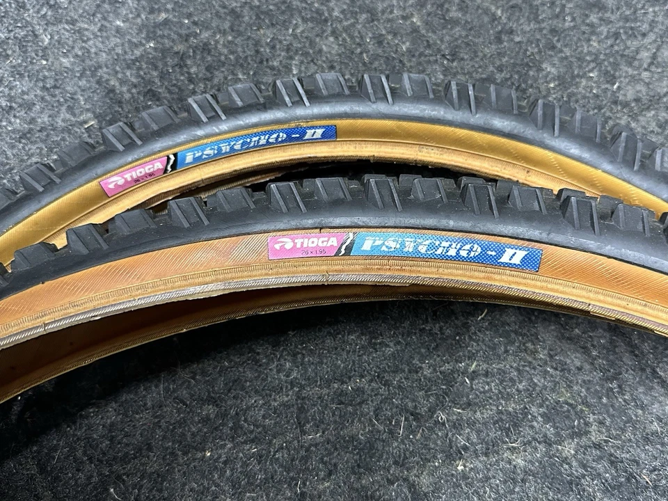 Tioga Psycho II 26x1.95 Vintage Tanwall Knobby Mountain Bike Pneus Conjunto de 2 - Imagem 1 de 3