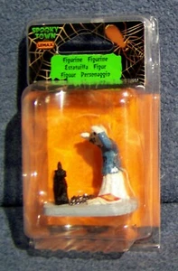 Lemax - Practicing - Spooky Town - 12011 - Halloween Figurine - New - Picture 1 of 2