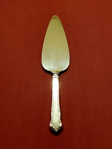English Shell by LUNT Sterling Silver Cake / Pie Server Serving Piece - Picture 1 of 1