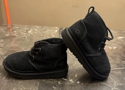 UGG Kids черный на шнуровке круглый носок лодыжки чукка ботинки размер 1 - Изображение 1 из 4