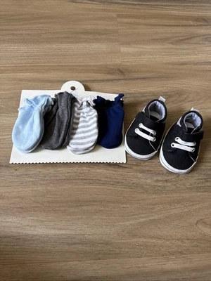 Paquete de 4 mitones y patinadores azules Cloud Island para bebé niño Foto 1 de 4