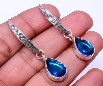Pendiente hecho a mano de plata de ley 925 con zafiro azul (simulado) 1,76" E934812258 Foto 1 de 4