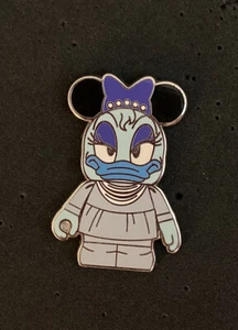 Disney Vinylmation Mystery Haunted Mansion Daisy Duck Constance the Bride Pin F4 - Picture 1 of 3