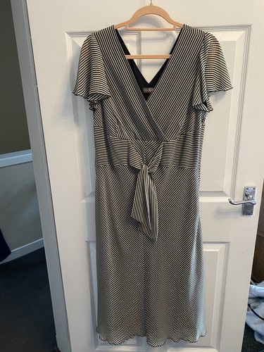 OFF WHITE Marks And Spencer Portfolio Stripe Tea Dress Lined Black Off White 16