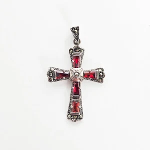 Schöner Vintage Markasit und Granat Sterling Silber Kreuz Anhänger Charm 925 - Bild 1 von 5