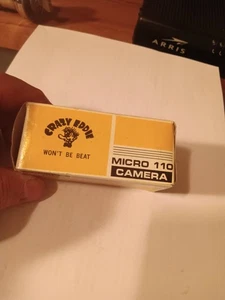 Llavero promocional para cámara Crazy Eddie Micro 110 vintage - Imagen 1 de 9