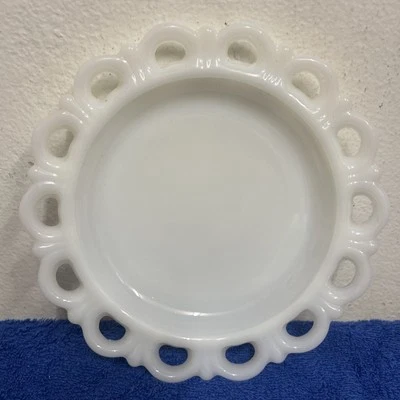 Anchor Hocking Lace Edge Old Colony 1950s platter milk glass 21cm Foto 1 de 3