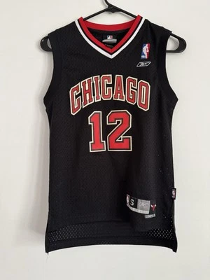 Chicago Bulls Jersey Small (8) Black Reebok Kirk Hinrich #12 NBA.   C4 - Image 1 of 4