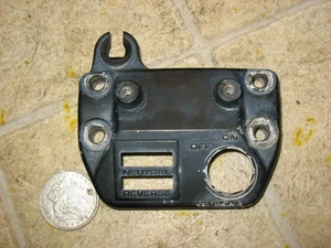 84 HONDA ATC200ES BIG RED IGNITION SWITCH HOUSING HANDLEBAR CLAMP - Picture 1 of 7