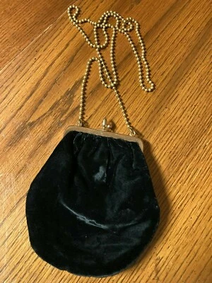 SHIRL MILLER LTD, BOLSO DE HOMBRO/CUERPO CRUZADO DE TERCIOPELO NEGRO DE COLECCIÓN, CADENA DORADA Foto 1 de 2