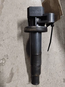 9008019019 Bobine TOYOTA COROLLA 1.6 16V Ber. 5p/b/1598cc f2e883 - Afbeelding 1 van 4