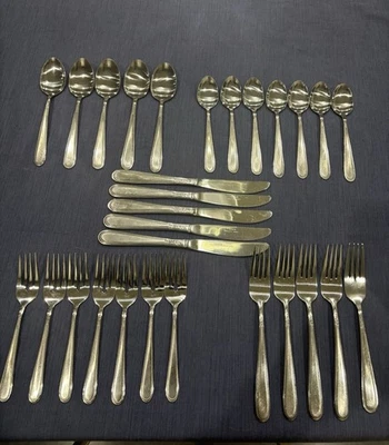 Juego de cubiertos vintage Rogers Co BEADED ELEGANCE SS para 5 Stanley Roberts Foto 1 de 4