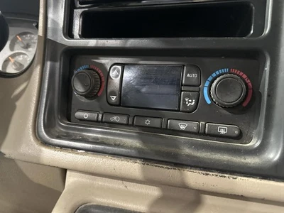 CONTROLADOR DE CALEFACCIÓN/AC Chevrolet Silverado 2500 Pickup 2003-2004 Foto 1 de 4