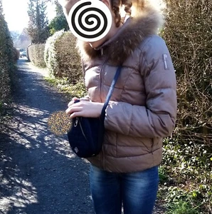 Schöne Damen Teens Bomboogie Daunenjacke Gr. 16 oder XS hellbraun neuwertig - Bild 1 von 7