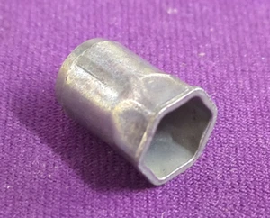1x New Genuine Volkswagen Audi Skoda Seat Rivetted Cap Nut M6x0.7-3, N90263104 - Picture 1 of 2