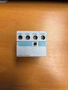 Siemens 3RH1921-1LA11 Auxiliary Switch Block 10A/240V - NEW - Open box - Picture 1 of 4