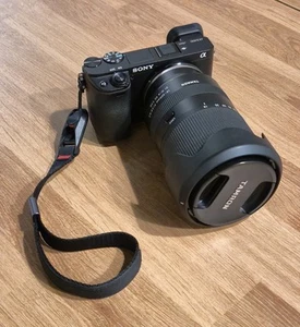 All-in-One Photography Kit – Sony A6400 + Extras - Picture 1 of 6