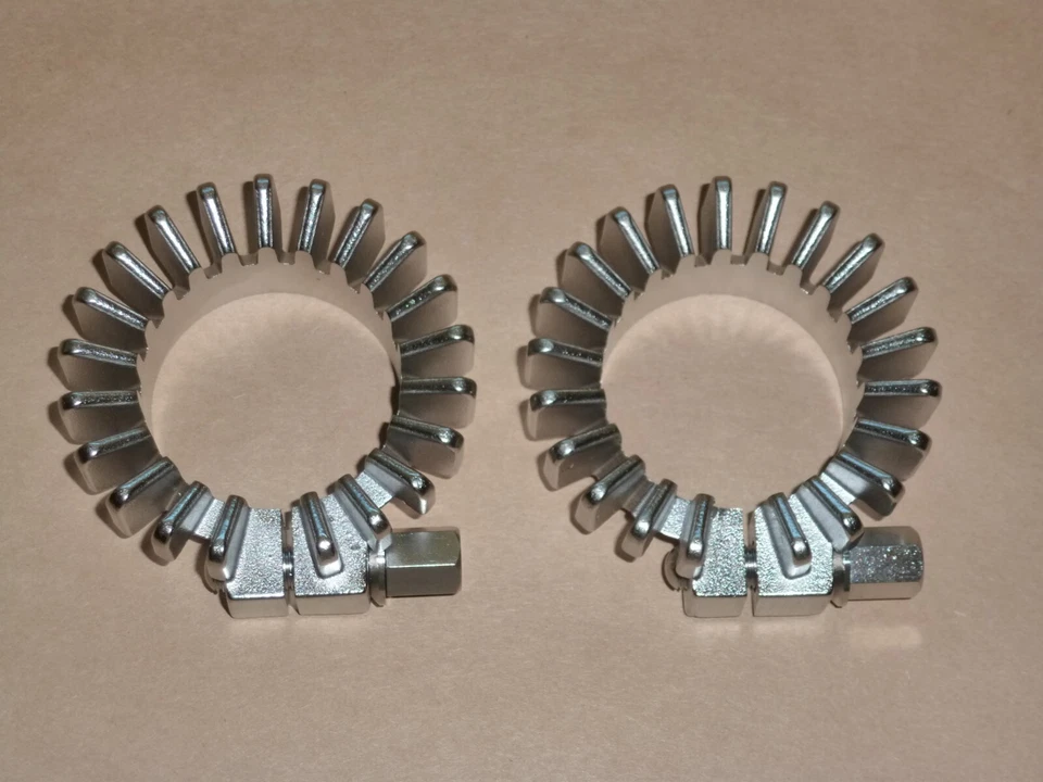 Triumph 500 650 750 STAINLESS Exhaust Pipe CLAMP SET 70-4501 71-0216 TR6 T120 - Image 1 of 1