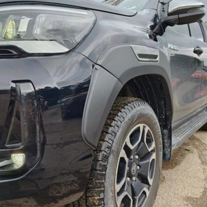 für Toyota Hilux Revo 2015-2025 Doppelkabine Radlaufe Kotflügelverbreiterung - Bild 1 von 10