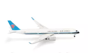 Modellino aereo passeggeri 1:500 Herpa China Southern Airbus A350-900 pressofuso - Foto 1 di 1