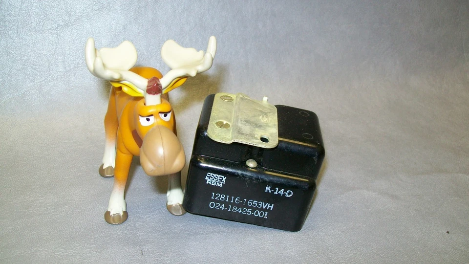 Bobina de relé Essex RBM 128116-1653VH 024-18425-001 K-14-D Foto 1 de 1