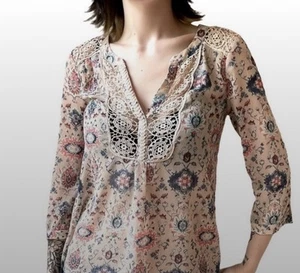 Anthropologie Maeve Stillwater Crochet Blouse Neutral Motif Floral Size 8 - Picture 1 of 7