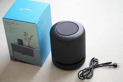 Altavoz inteligente Amazon Echo Studio con audio 3D y Alexa negro usado de Japón - Imagen 1 de 4