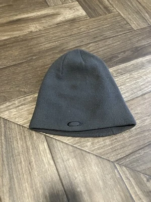Vintage Y2K Oakley Beanie Skull Cap Logo Skate Surf Adult Men’s One Size - Image 1 of 4