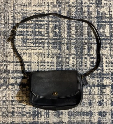 COACH Vintage Legacy City Bag 9790 Black Leather Crossbody Shoulder Turnlock - Image 1 of 4