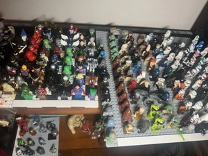 LEGO / 5 Random Mini- Figures / Clean Figs / Read Description / Lego People - Picture 1 of 5