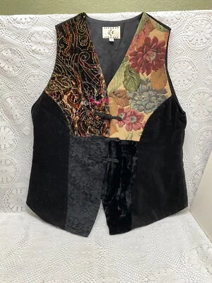 Vintage ICE Tapestry Western Scene Vest Button Front Size M Multicolor 90s - Image 1 of 4