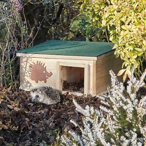 Hedgehog House Wooden Roof Nature Hibernation Box Garden Shelter Home Nest Bed