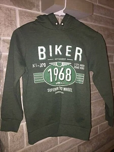 Biker Autoshop Restoration Green 1968 Logo Hoodie NWOT Youth Size 9-10 Year Olds - Picture 1 of 3