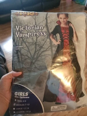 Halloween Spirit Victorian Vampiress Costume Girls Medium (7-10) Full length - Image 1 of 2
