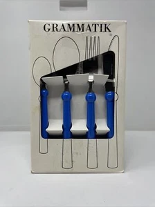 NUEVO 24 X Cubiertos Ikea Grammatik Mango Plástico Azul Poste Diseño Moderno Vintage - Imagen 1 de 5