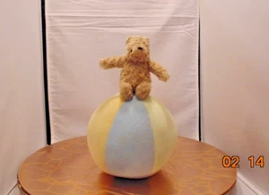 Vintage Classic Winnie Puuh Bär Plüsch Rassel Ball Baby Kinderzimmer 2004 - Bild 1 von 6