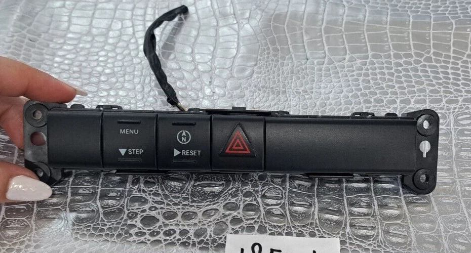 P04602821AC✅08-10 DODGE AVENGER CHRYSLER SEBRING JEEP GRAND CHEROKEE Hazard Dash - Image 1 of 1